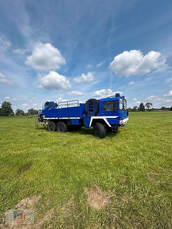 LKW del tipo Sonstige Lkw MAN KAT MIL GL 6x6 Pritsche Kran Palfinger PK11 Seilwinde THW, Gebrauchtmaschine en Fitzen (Imagen 11)