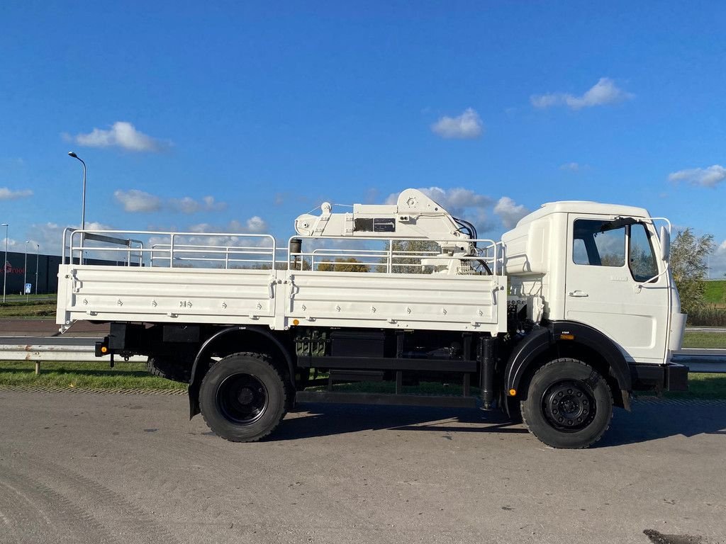 LKW van het type Sonstige Mercedes Benz 1017 4X4 ex army reconditioned white with crane, Gebrauchtmaschine in Velddriel (Foto 9)