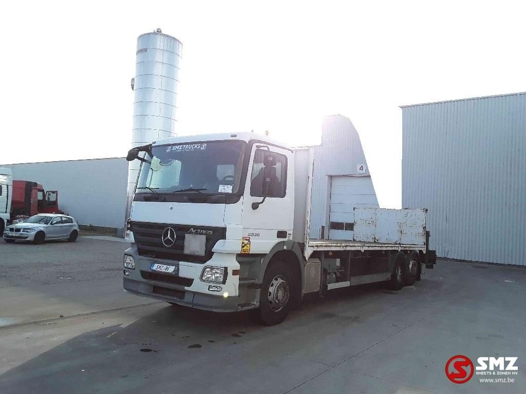 LKW du type Sonstige Mercedes Benz Actros 2536 6x2 3 pedal, Gebrauchtmaschine en Bree (Photo 3)