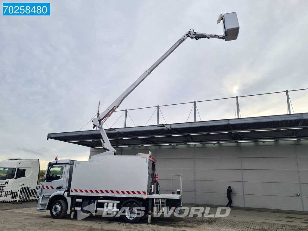 LKW of the type Sonstige Mercedes Benz Antos 1830 4X2 Hubarbeitsb&uuml;hne 14.70m Time France VST 2, Gebrauchtmaschine in Veghel (Picture 3)