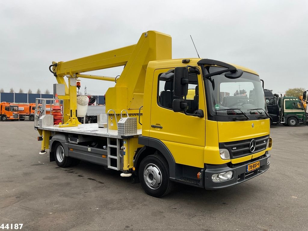 LKW van het type Sonstige Mercedes Benz Atego 815 Wumag Elevant 17 meter hoogwerker Just 39.048 km!, Gebrauchtmaschine in ANDELST (Foto 4)