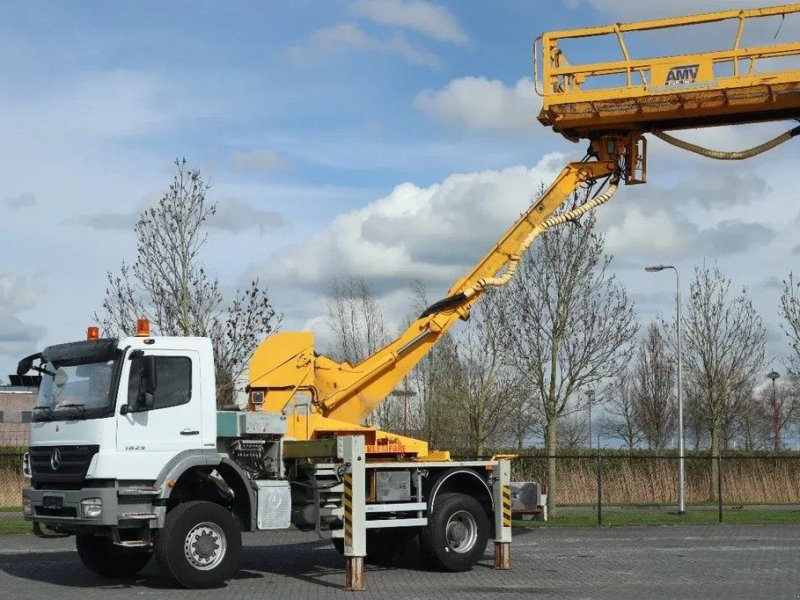 LKW del tipo Sonstige Mercedes Benz Axor 1829 4X4 EURO 5 AMV LIFT/PLATFORM, Gebrauchtmaschine en Marknesse (Imagen 1)