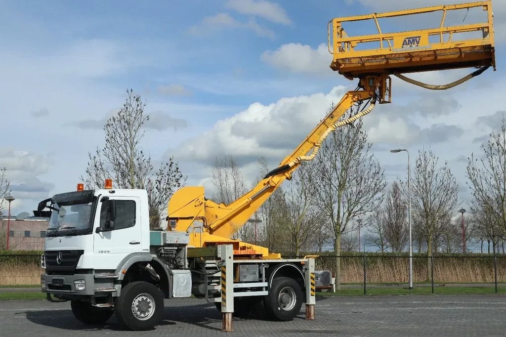 LKW del tipo Sonstige Mercedes Benz Axor 1829 4X4 EURO 5 AMV LIFT/PLATFORM, Gebrauchtmaschine en Marknesse (Imagen 1)