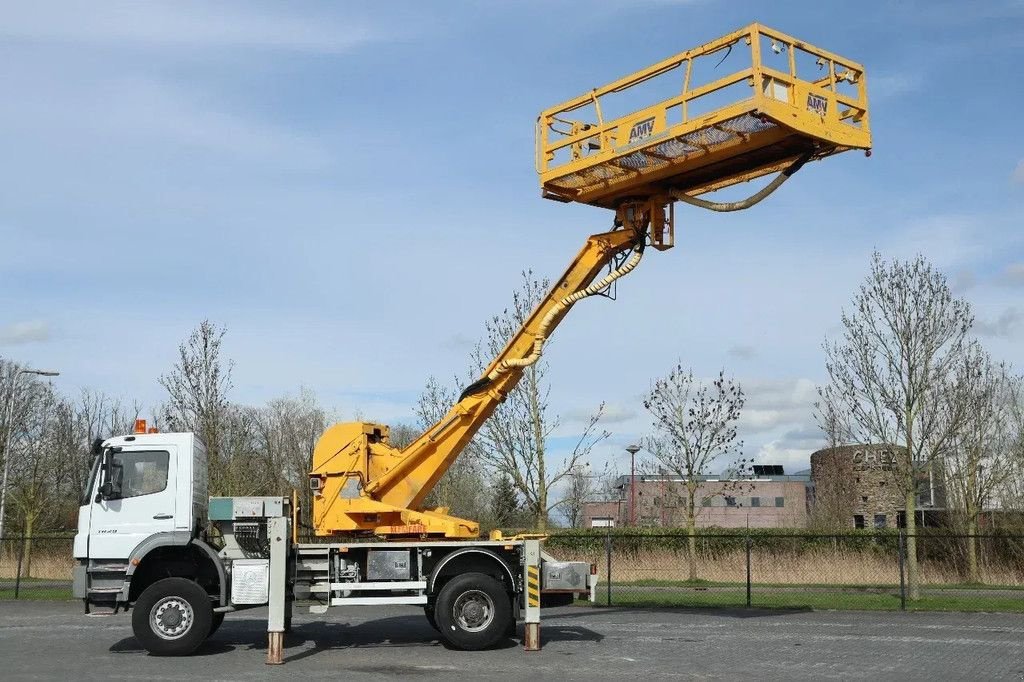 LKW des Typs Sonstige Mercedes Benz Axor 1829 4X4 EURO 5 AMV LIFT/PLATFORM, Gebrauchtmaschine in Marknesse (Bild 4)