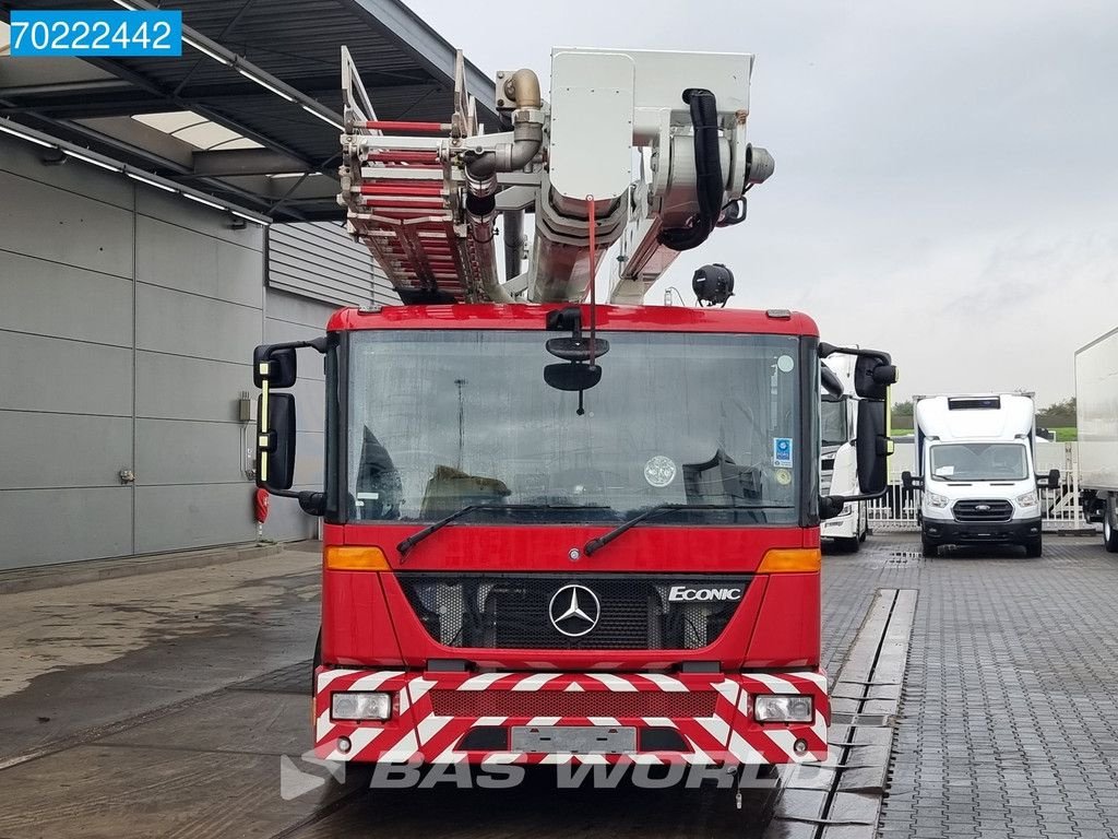 LKW van het type Sonstige Mercedes Benz Econic 2629 6X2 RHD Fire truck Hubarbeitsb&uuml;hne Magirus, Gebrauchtmaschine in Veghel (Foto 9)