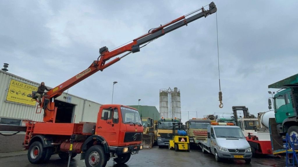 LKW of the type Sonstige Mercedes Benz SK 1619 Crane Palfinger PK17000LA Winch 4x4 V6 Big Axle Good Con, Gebrauchtmaschine in 'S-Hertogenbosch (Picture 4)