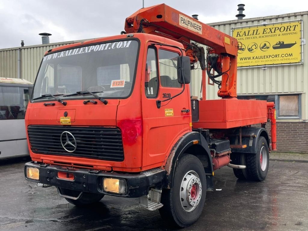 LKW del tipo Sonstige Mercedes Benz SK 1619 Crane Palfinger PK17000LA Winch 4x4 V6 Big Axle Good Con, Gebrauchtmaschine In 'S-Hertogenbosch (Immagine 1)