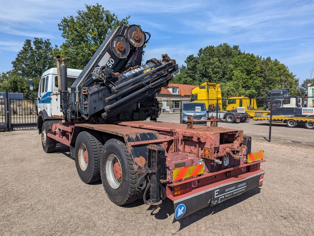 LKW типа Sonstige Mercedes Benz SK 2628 K 6x4 - Hiab 550-6 + 18T Winch - Remote control - 02/202, Gebrauchtmaschine в Oud Gastel (Фотография 4)