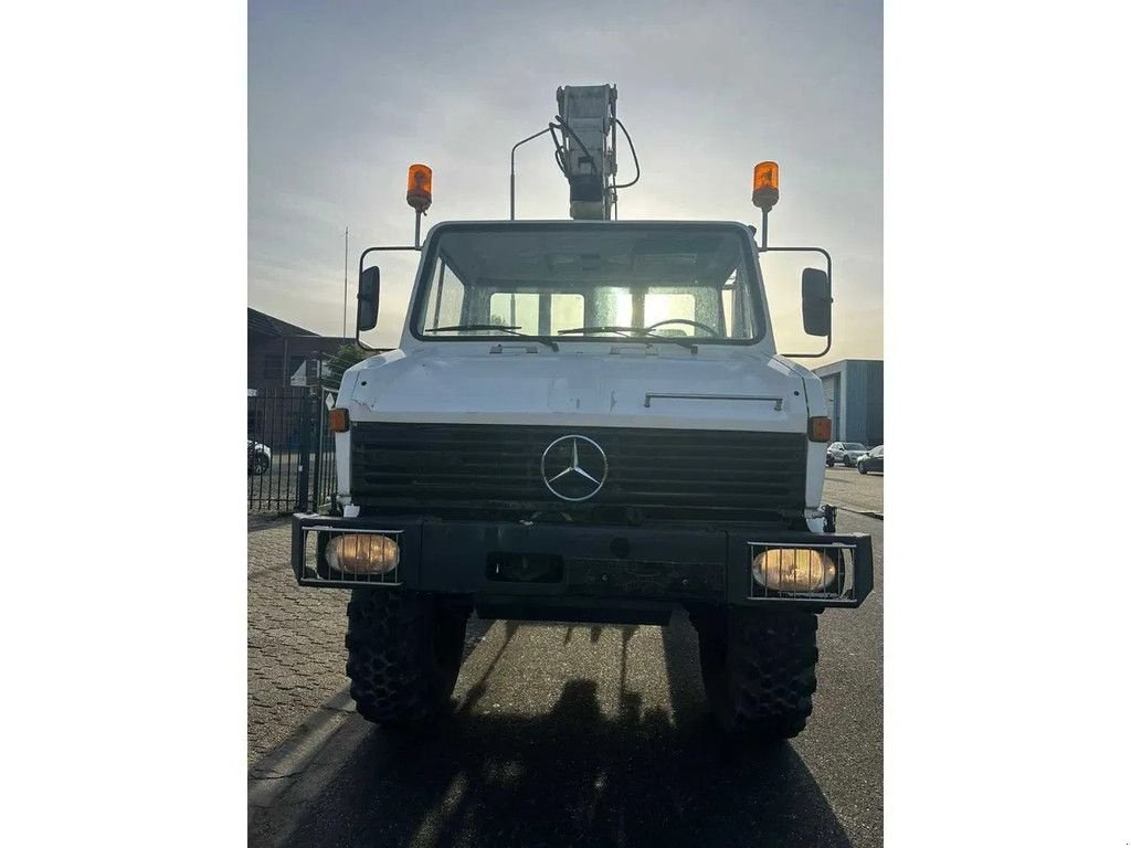 LKW of the type Sonstige Mercedes Benz UNIMOG - 424, Gebrauchtmaschine in Andelst (Picture 11)