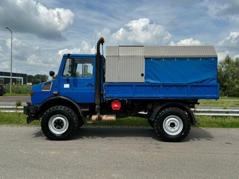 LKW of the type Sonstige Mercedes Benz UNIMOG 427/11 4x4 Diesel Tank, Gebrauchtmaschine in Velddriel