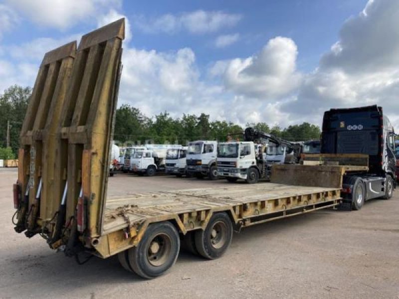 LKW typu Sonstige S322, Gebrauchtmaschine w Bourron Marlotte (Zdjęcie 1)