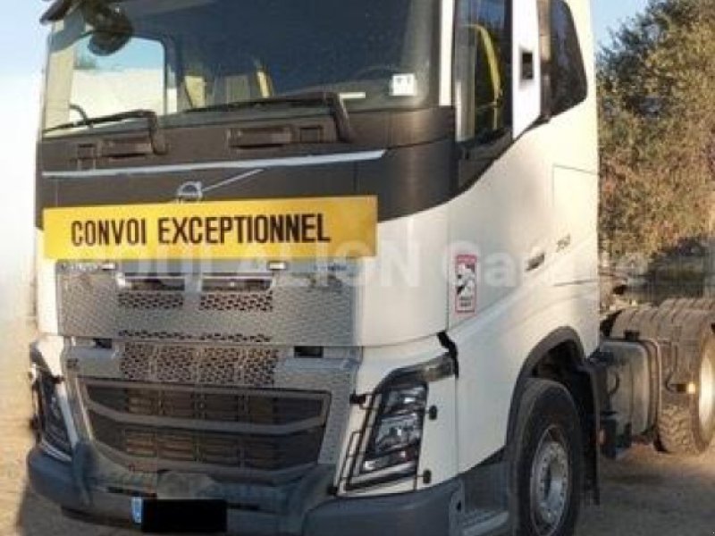 LKW du type Volvo FH 16 750, Gebrauchtmaschine en Bourron Marlotte (Photo 1)