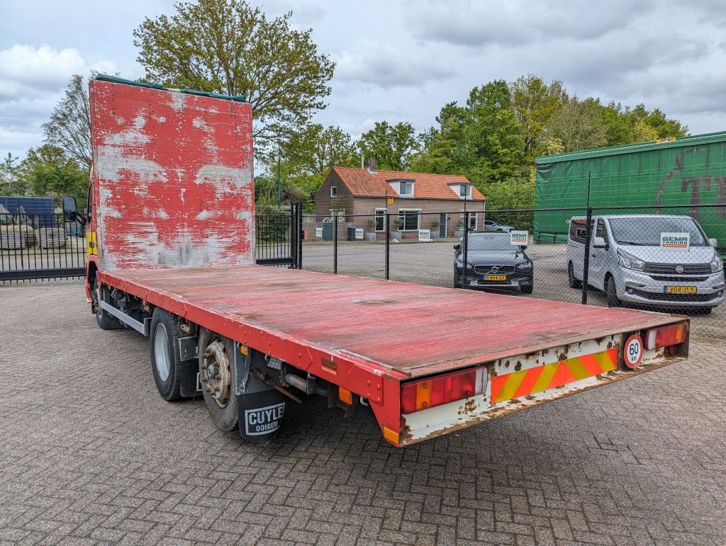 LKW des Typs Volvo FM380 6x2 Globetrotter Euro2 - Manual - Open Laadbak/Fourage - L, Gebrauchtmaschine in Oud Gastel (Bild 4)