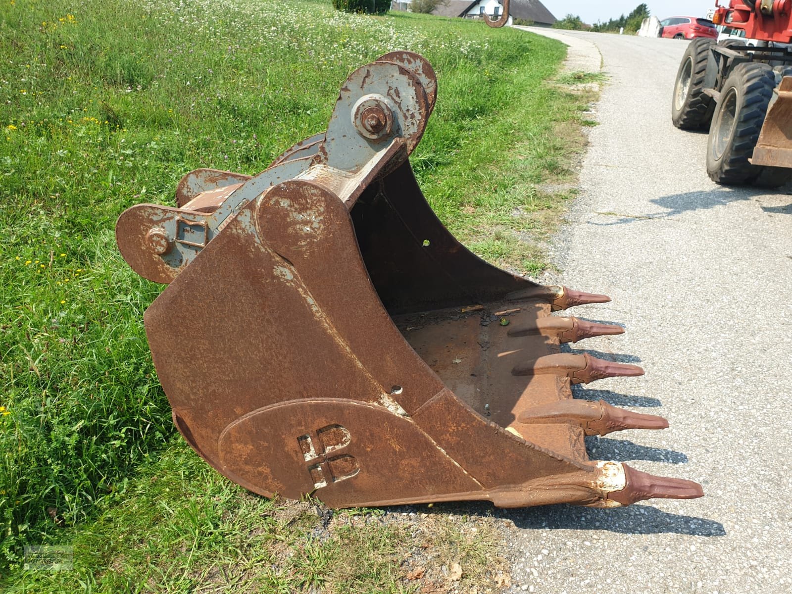 Löffel van het type Baumaschinentechnik Tieflöffel 120 cm mit SW2, Gebrauchtmaschine in Deutsch - Goritz (Foto 1)