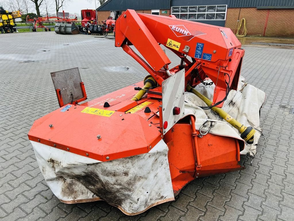 Mähaufbereiter & Zetter van het type Kuhn FC 313 F frontmaaier, Gebrauchtmaschine in Coevorden (Foto 5)