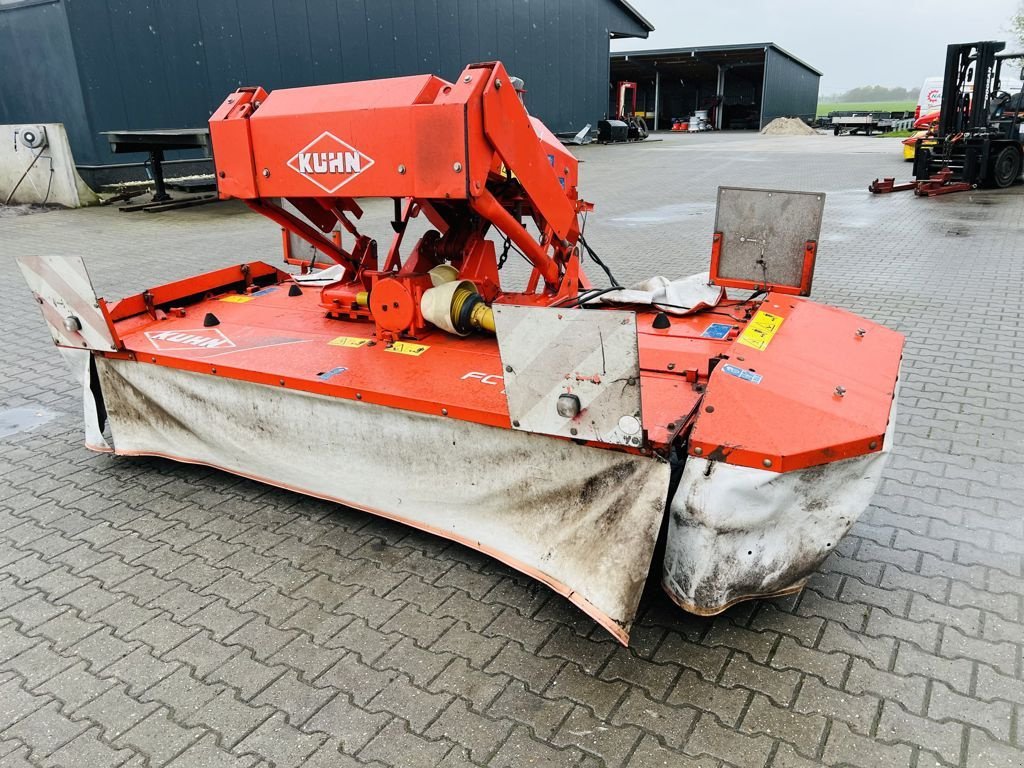 Mähaufbereiter & Zetter van het type Kuhn FC 313 F frontmaaier, Gebrauchtmaschine in Coevorden (Foto 1)