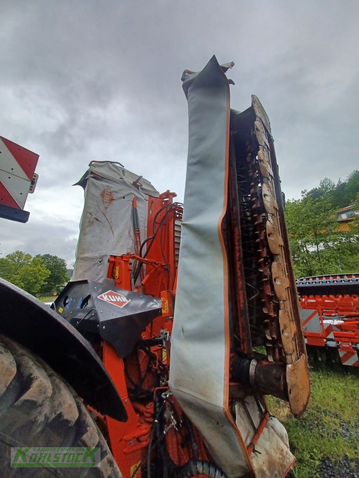 Mähaufbereiter & Zetter van het type Kuhn FC 883-FF RA, Gebrauchtmaschine in Tann (Foto 4)