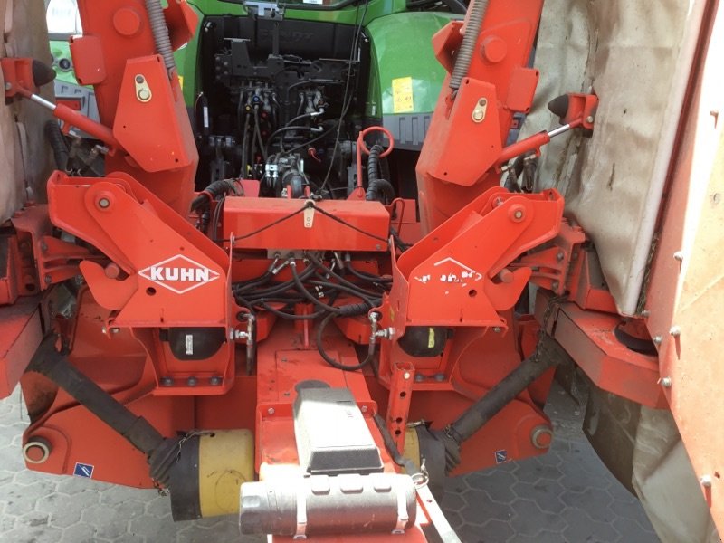 Mähaufbereiter & Zetter tip Kuhn FC313F-FF + FC883-FF, Gebrauchtmaschine in Neubrandenburg (Poză 3)