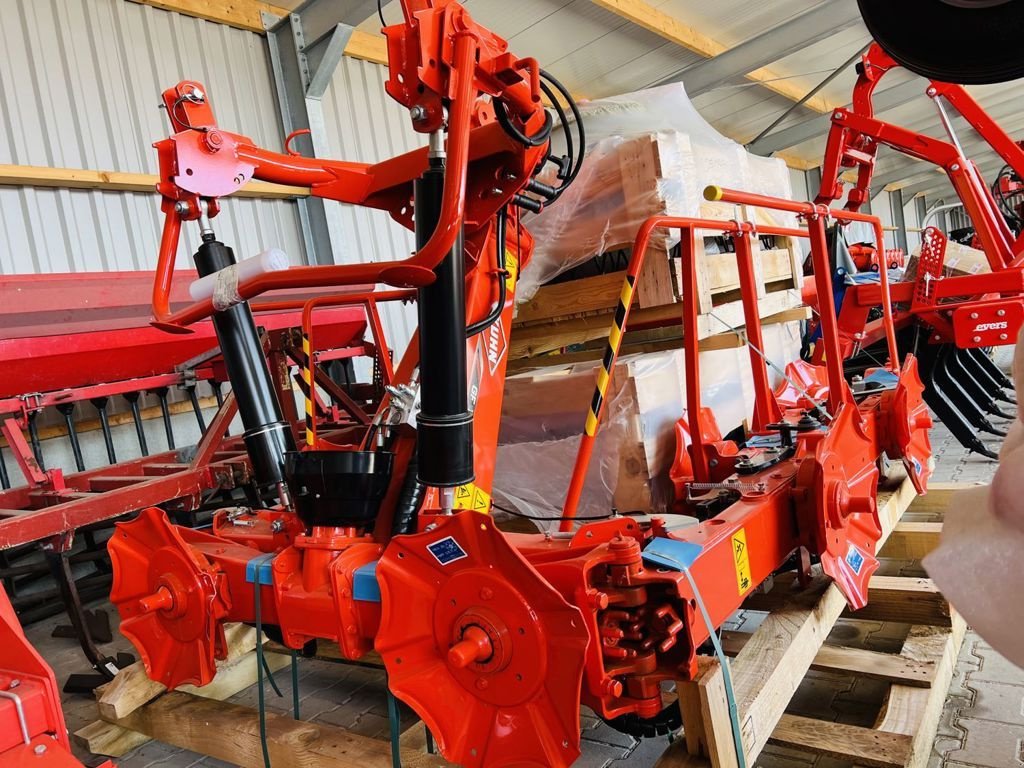 Mähaufbereiter & Zetter van het type Kuhn GF 10803, Neumaschine in Coevorden (Foto 4)