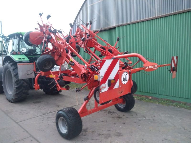 Mähaufbereiter & Zetter van het type Kuhn GF 8702T-G2 Digidrive, Gebrauchtmaschine in Liebenwalde (Foto 13)