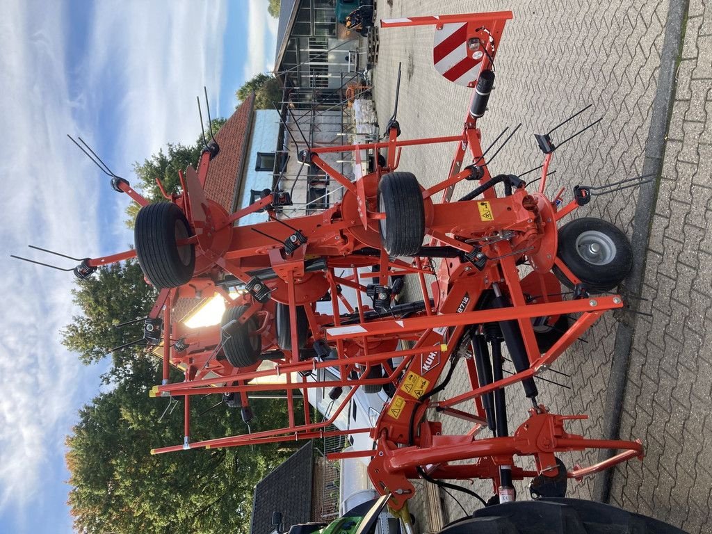 Mähaufbereiter & Zetter del tipo Kuhn GF 8712, Gebrauchtmaschine en Klimmen (Imagen 4)