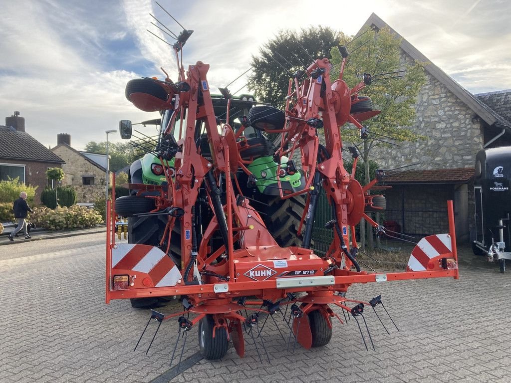 Mähaufbereiter & Zetter van het type Kuhn GF 8712, Gebrauchtmaschine in Klimmen (Foto 3)