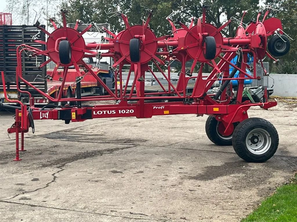 Mähaufbereiter & Zetter van het type Lely Lotus 1020 Profi, Gebrauchtmaschine in Ruinerwold (Foto 5)