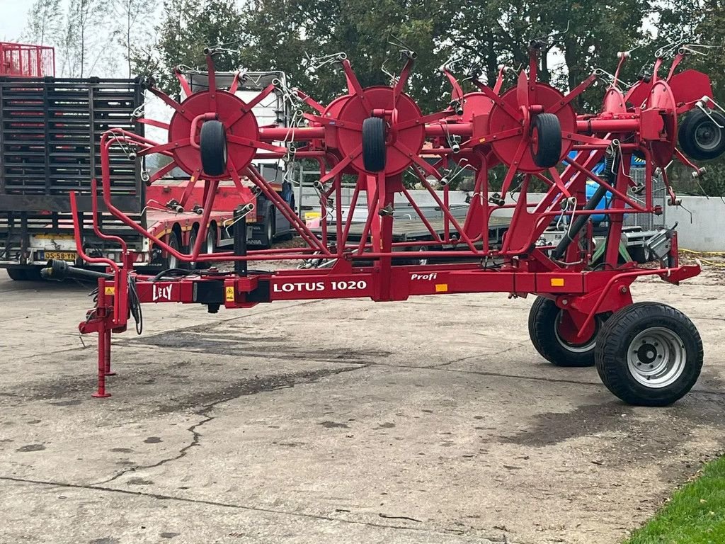 Mähaufbereiter & Zetter van het type Lely Lotus 1020 Profi, Gebrauchtmaschine in Ruinerwold (Foto 4)