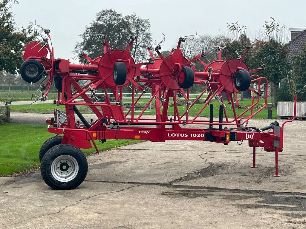 Mähaufbereiter & Zetter van het type Lely Lotus 1020 Profi, Gebrauchtmaschine in Ruinerwold (Foto 9)