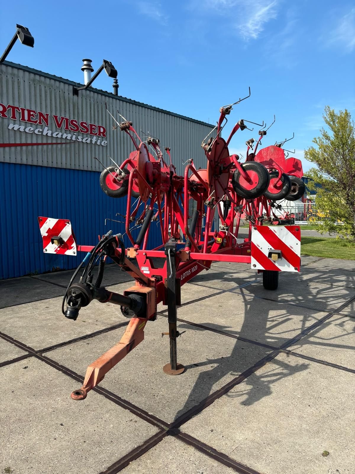 Mähaufbereiter & Zetter van het type Lely lotus, Gebrauchtmaschine in Joure (Foto 4)