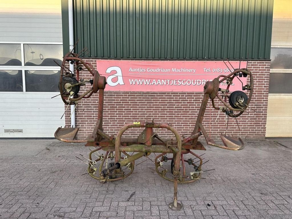 Mähaufbereiter & Zetter van het type Sonstige 4 element schudder - Gebruikt, Gebrauchtmaschine in Goudriaan (Foto 1)