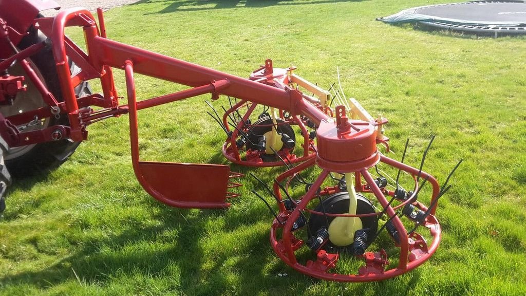 Mähaufbereiter & Zetter des Typs Sonstige PZ strela, Gebrauchtmaschine in Goudriaan (Bild 5)