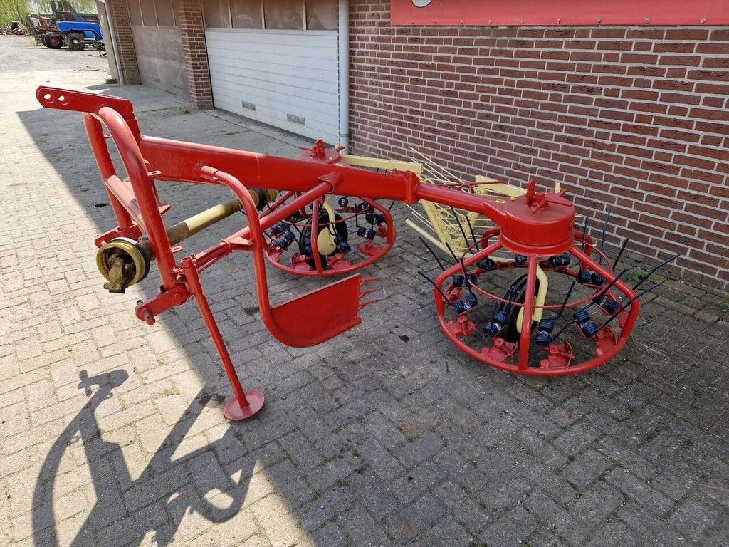 Mähaufbereiter & Zetter of the type Sonstige PZ strela, Gebrauchtmaschine in Goudriaan (Picture 2)