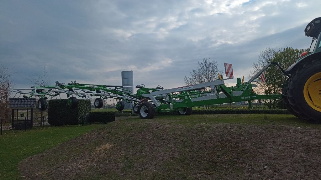 Mähaufbereiter & Zetter tip Sonstige Samasz P10-1100t, Neumaschine in Vriezenveen (Poză 4)