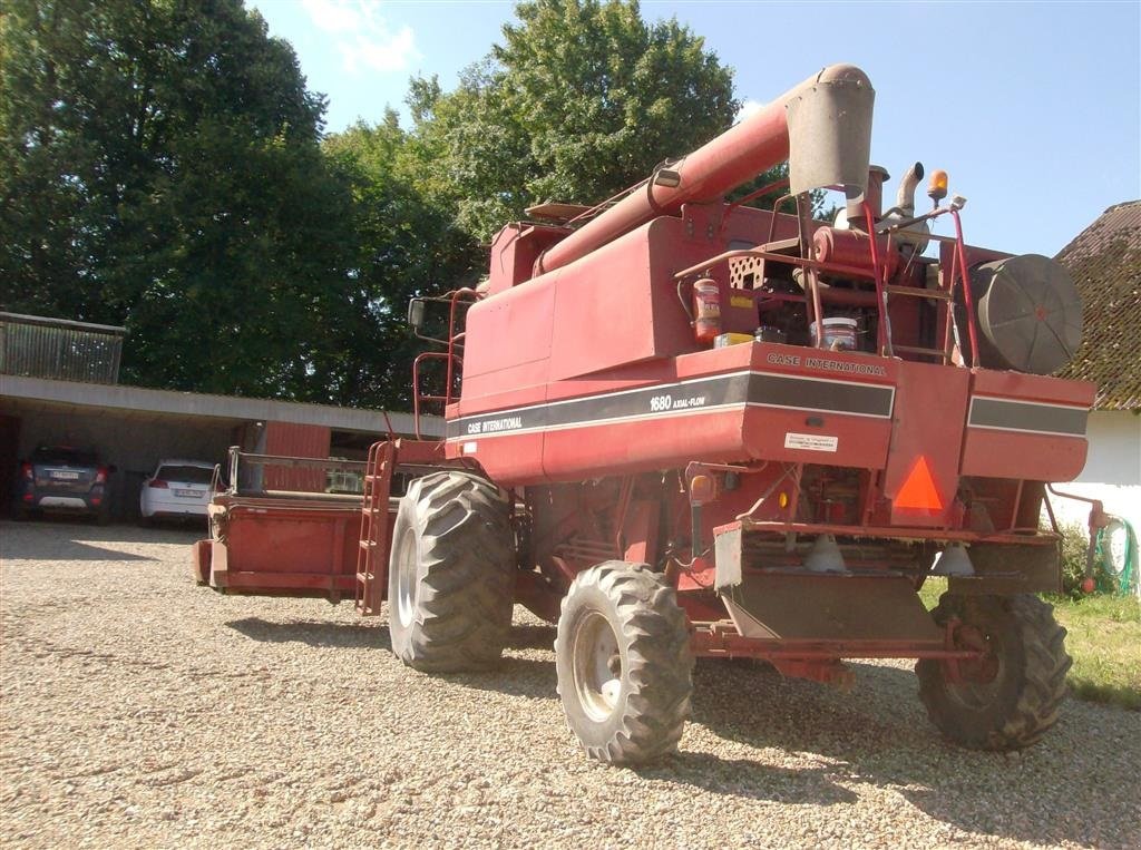 Mähdrescher от тип Case IH 1680 E 22 fod skærebord og ekstra bredde hjul, Gebrauchtmaschine в Aulum (Снимка 5)