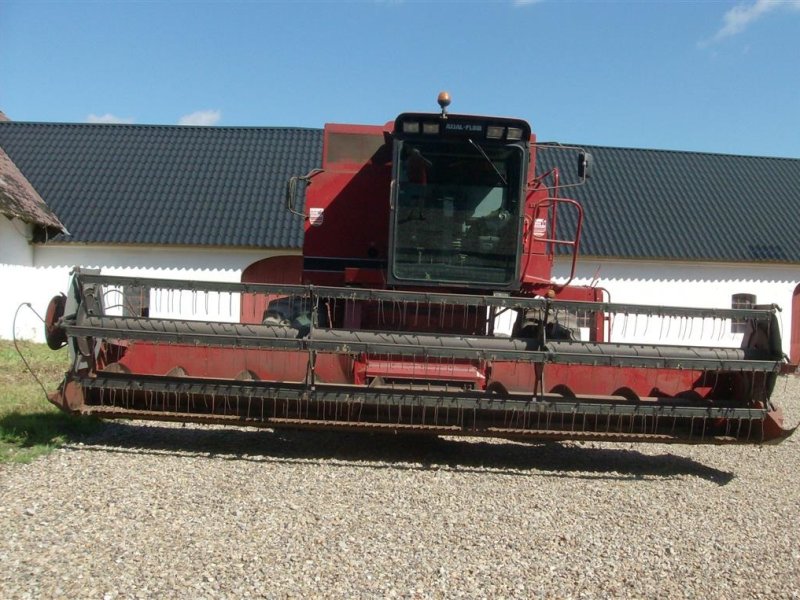 Mähdrescher van het type Case IH 1680 E 22 fod skærebord og ekstra bredde hjul, Gebrauchtmaschine in Aulum