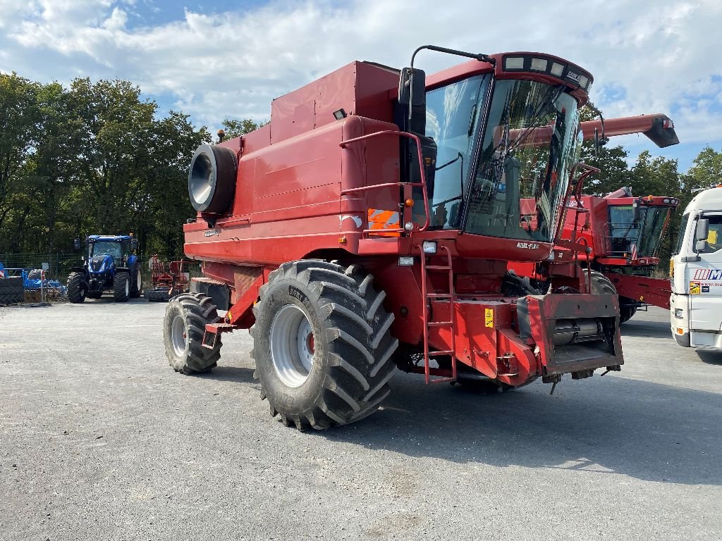 Mähdrescher typu Case IH 2388 AFS X-Clusive, Gebrauchtmaschine v CHATEAUBRIANT CEDEX (Obrázok 3)