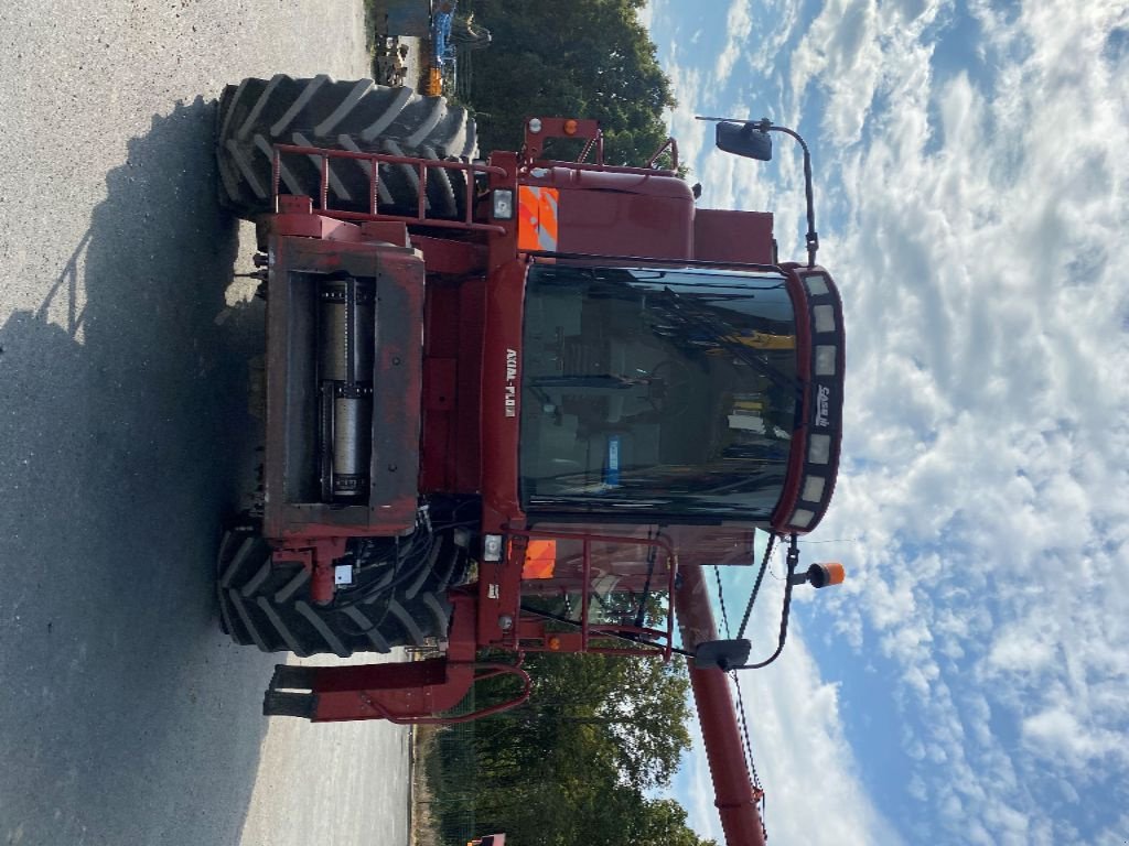 Mähdrescher tip Case IH 2388 AFS X-Clusive, Gebrauchtmaschine in CHATEAUBRIANT CEDEX (Poză 2)