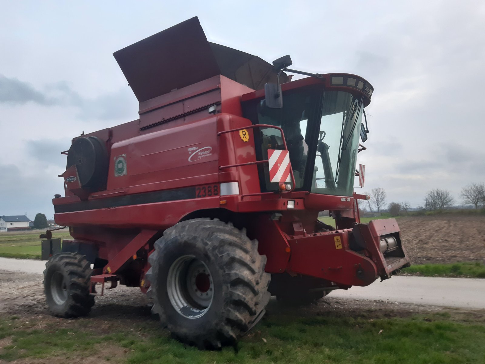 Mähdrescher типа Case IH 2388 Axialflow, Gebrauchtmaschine в Hausleiten (Фотография 3)