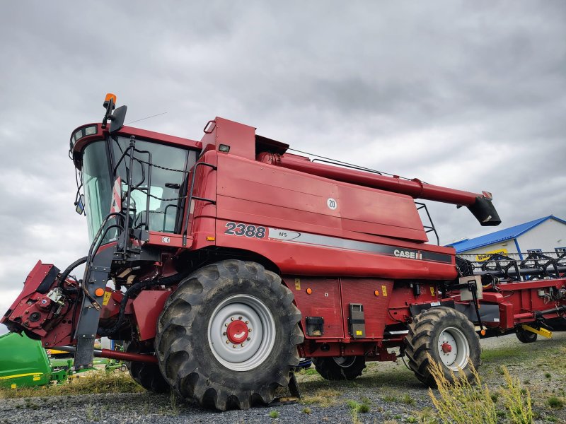 Mähdrescher des Typs Case IH 2388 Exclusive, Gebrauchtmaschine in Taucha (Bild 1)