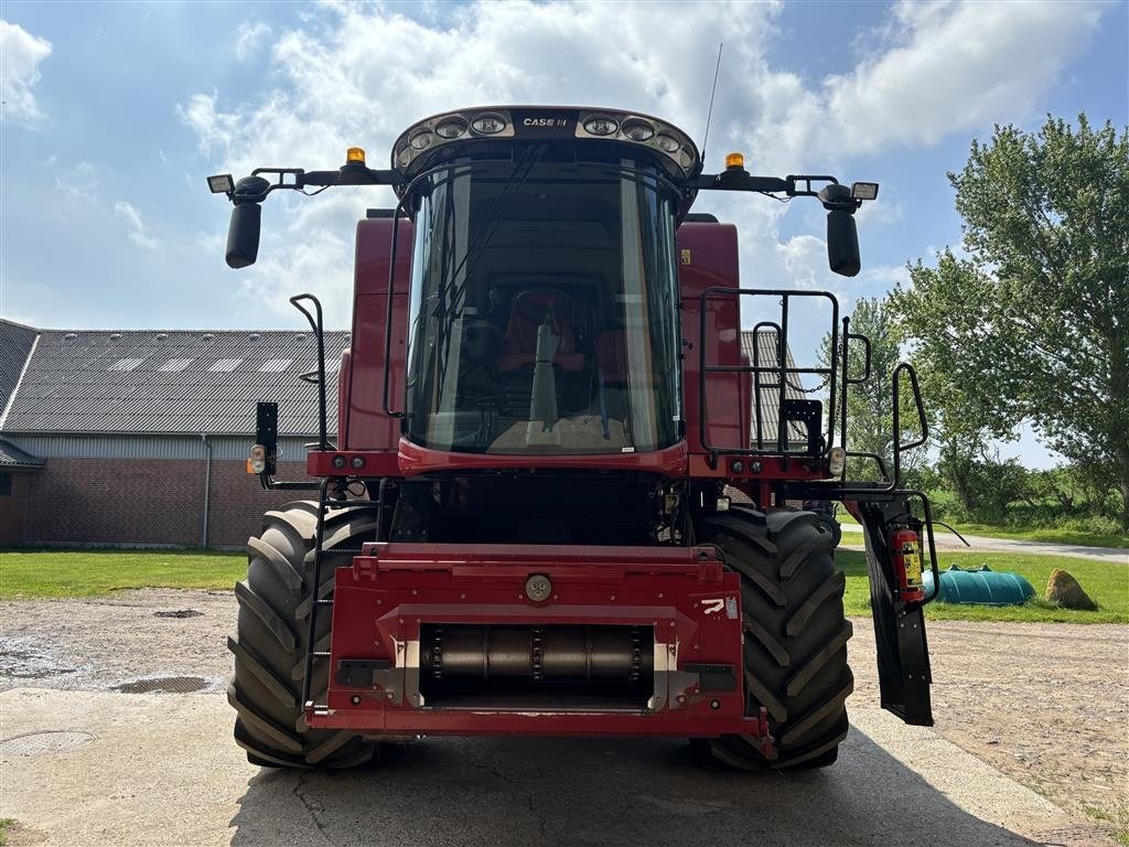 Mähdrescher des Typs Case IH 5140 Axial Flow X-Flow M/25 Fod Vario Skærebord, Gebrauchtmaschine in Humble (Bild 3)