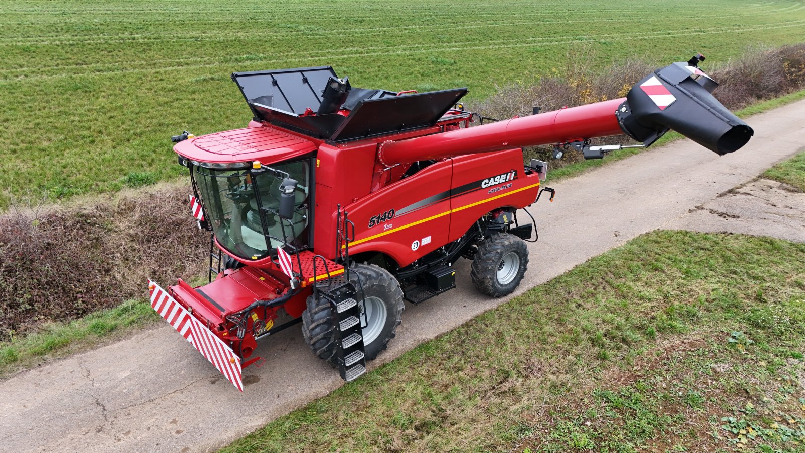 Mähdrescher of the type Case IH 5140 Axial Flow, Gebrauchtmaschine in Kastl (Picture 1)