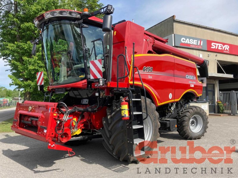 Mähdrescher of the type Case IH 6150 Stage V, Neumaschine in Ampfing (Picture 1)