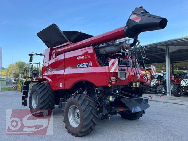 Mähdrescher of the type Case IH 6150, Neumaschine in Offenhausen (Picture 4)