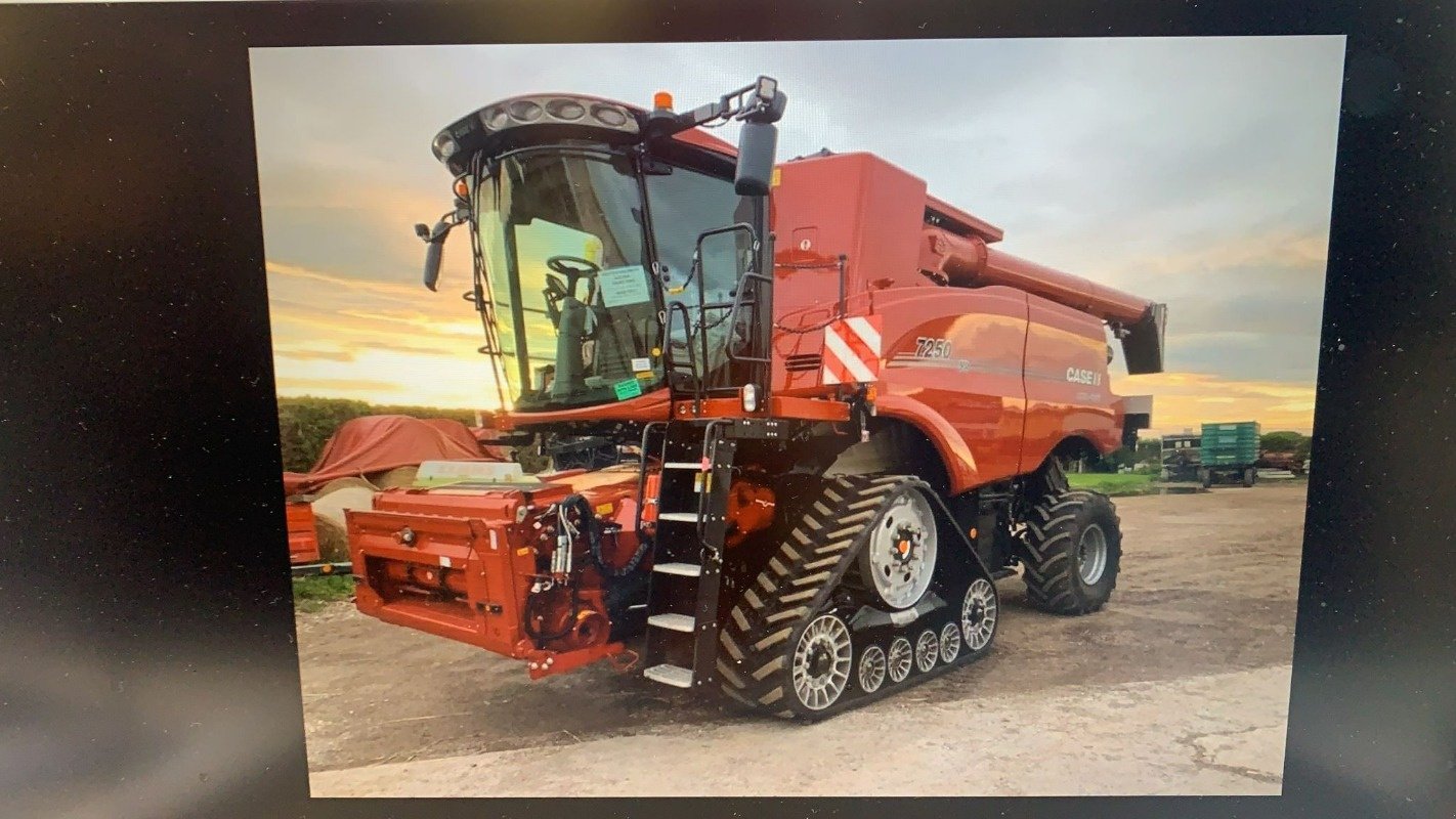 Mähdrescher typu Case IH 7250, BJ22, 186 Bsd.Raupe Allrad, Neuwertig, Gebrauchtmaschine v Schutterzell (Obrázok 2)