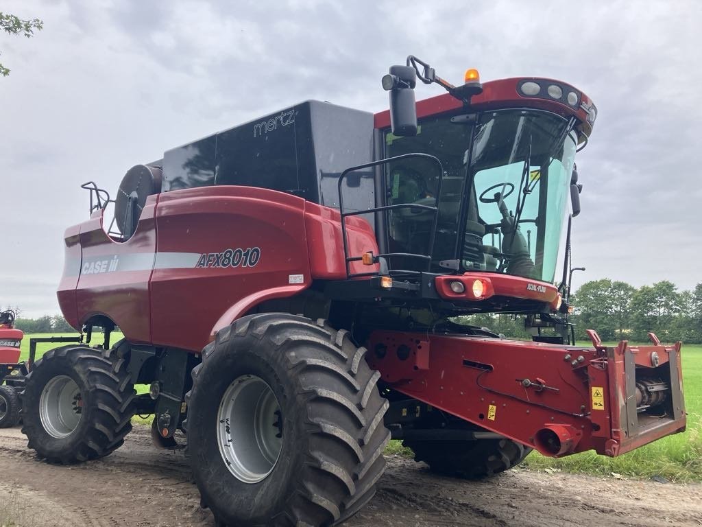 Mähdrescher Türe ait Case IH 8010, Gebrauchtmaschine içinde Rødekro (resim 2)