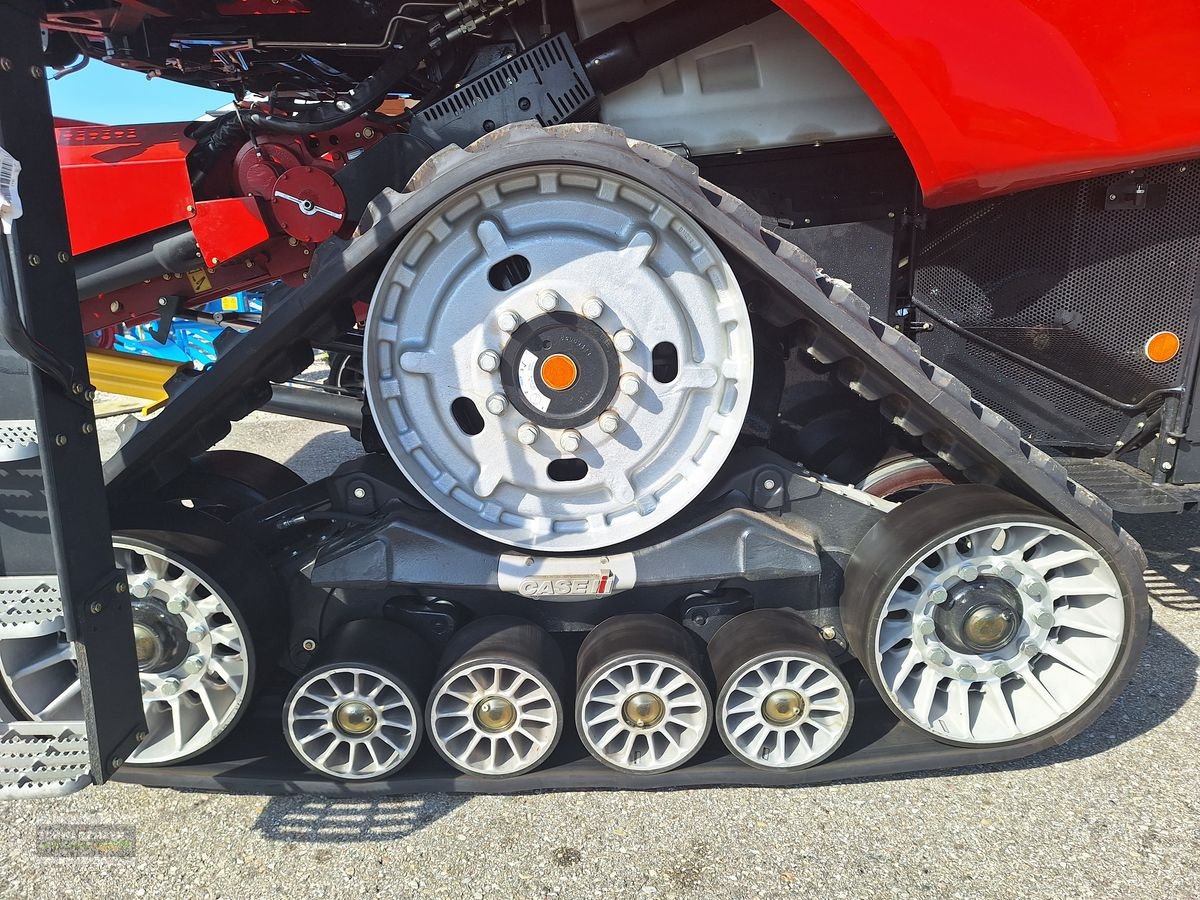 Mähdrescher van het type Case IH 8250 Axial Flow, Mietmaschine in Gampern (Foto 9)