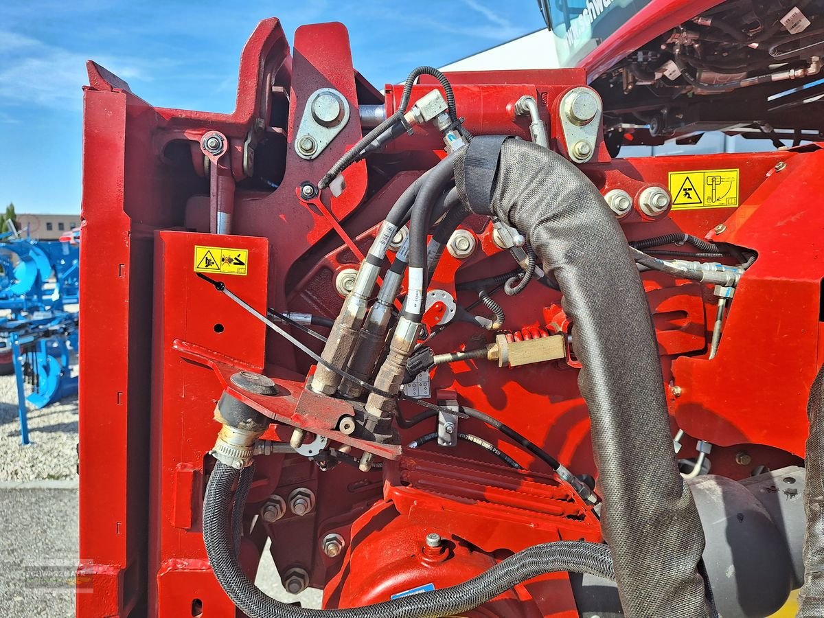 Mähdrescher van het type Case IH 8250 Axial Flow, Mietmaschine in Gampern (Foto 11)