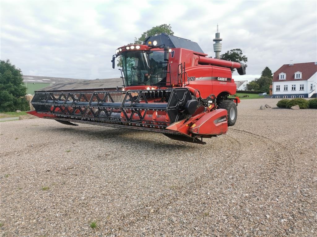 Mähdrescher van het type Case IH 9120 AXIAL FLOW GPS, ca.1500 timer, Gebrauchtmaschine in Egtved (Foto 4)