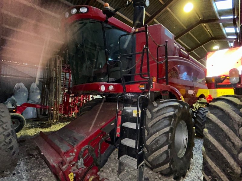 Mähdrescher van het type Case IH 9120, Gebrauchtmaschine in Vrå, Frejlev, Hornslet & Ringsted (Foto 1)